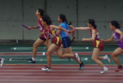 女子低学年リレー (35)