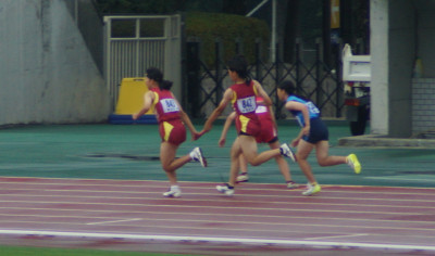 女子低学年リレー (50)